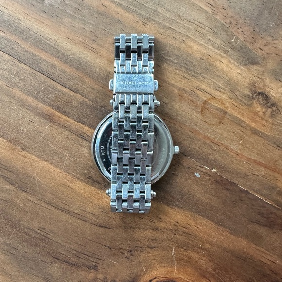 Michael Kors Watch - Picture 2 of 3